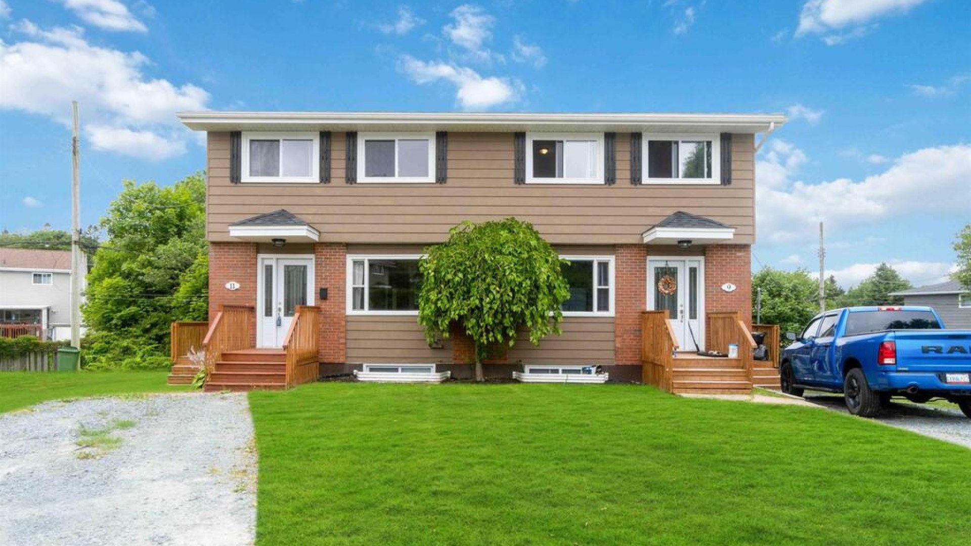 3 Beds 1.5 Baths - 9 Frances Court, Halifax